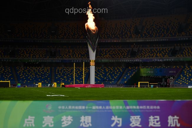 王钰栋国家队生涯首球：梦想照进现实的瞬间
